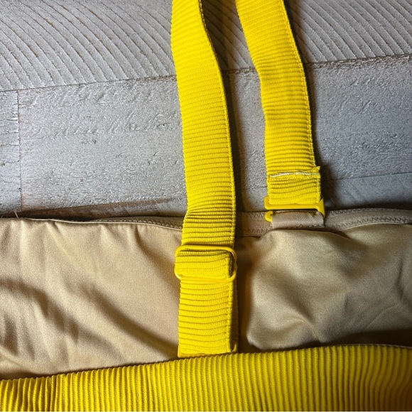 Old Navy Women's Size 4X Rib Bikini Top Adjustable Straps Yellow NWT! - Picture 10 of 16